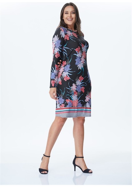 Desenli Örme Elbise