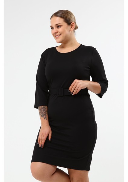 Beli Kemerli Örme Elbise