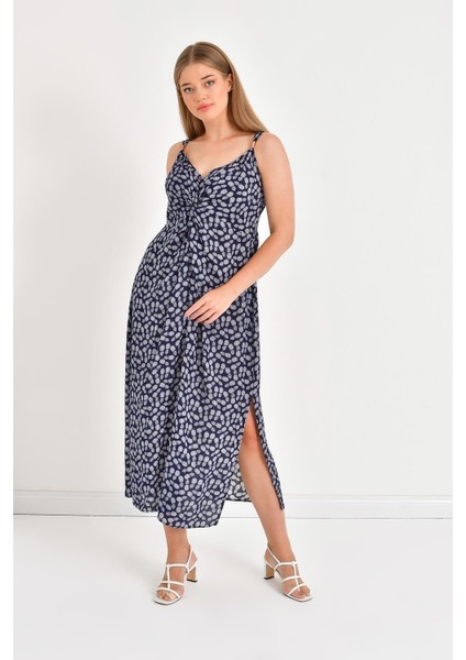 Önü Düğüm Detaylı Askılı Elbise fırsatları