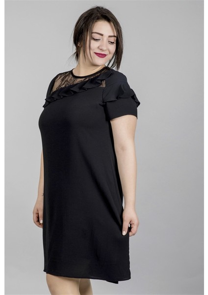 Dantel Ve Fırfır Detaylı Elbise