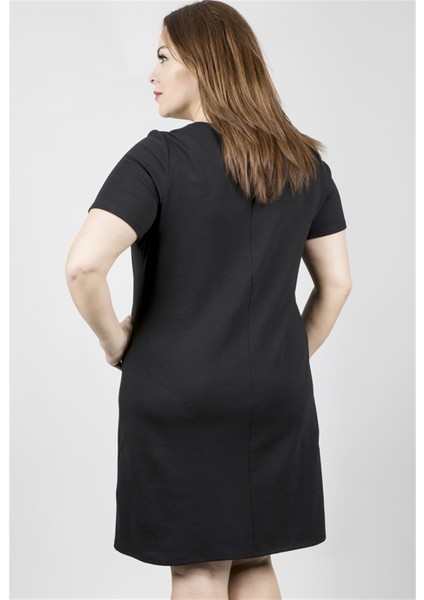 Kısa Kollu Nakışlı Punto Elbise fırsatları