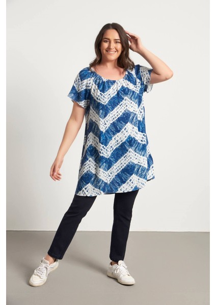 Düşük Omuzlu Büzgü Detaylı Elbise