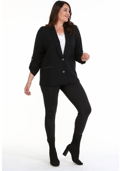 Astarlı Kolları Apoletli Blazer Ceket