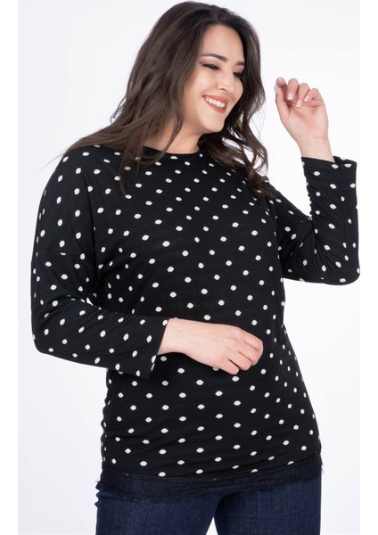 Eteği Dantelli Penye Tişört