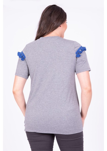 Bedeni Püsküllü Tişört