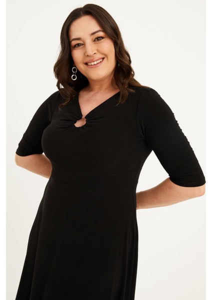 Halka Detaylı 3/4 Kol Elbise