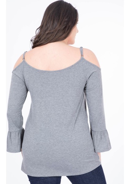 Omuz Detaylı Tişört