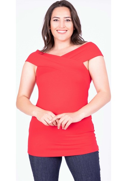 Karmen V Yaka Kolsuz Tişört