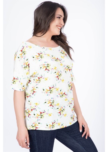 Karmen Yaka Çiçekli Tişört indirimleri
