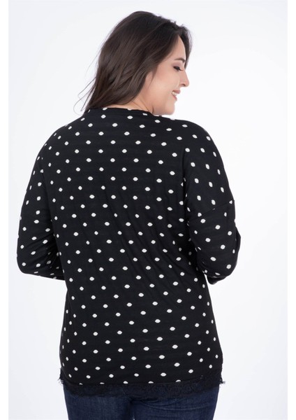 Eteği Dantelli Penye Tişört