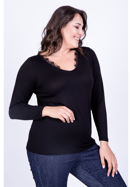 Dantel V Yaka Tişört indirimleri