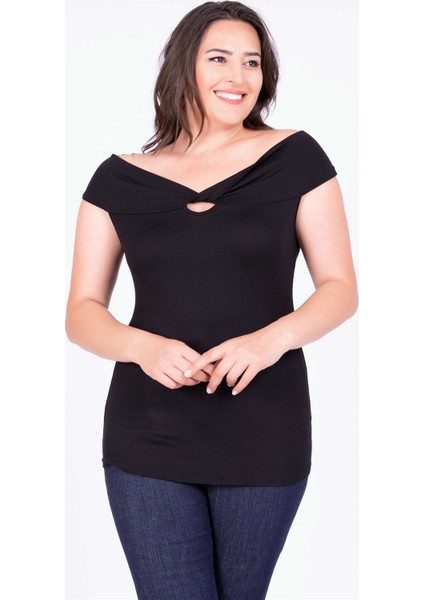 Düğümlü Karmen Yaka Tişört