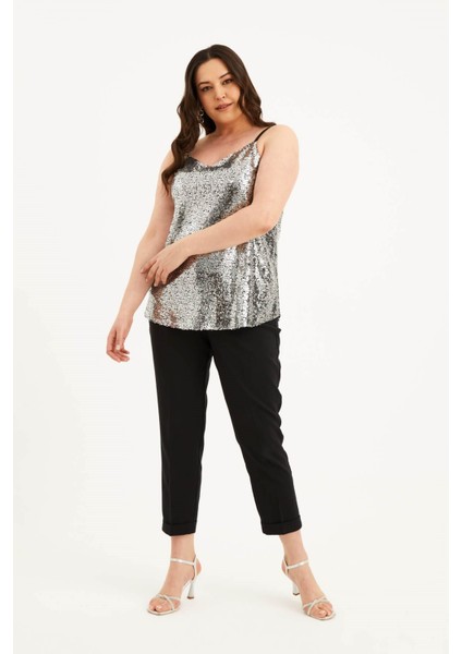 Astarlı İp Askılı Payetli Bluz