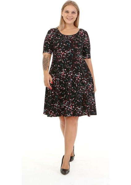 Yuvarlak Yaka Elbise