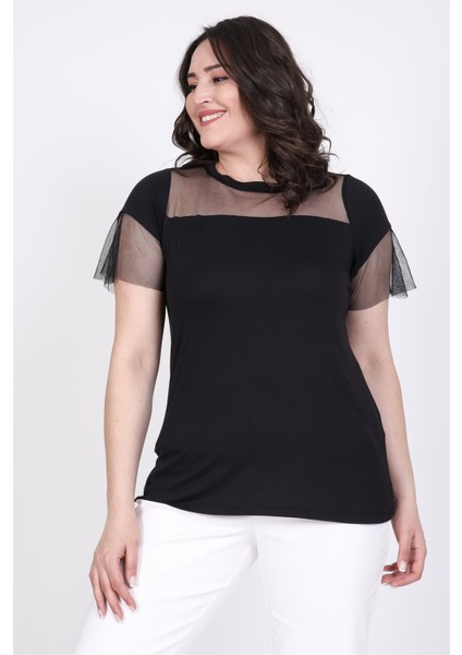 Önü Ve Kolları Tül Detaylı Tişört