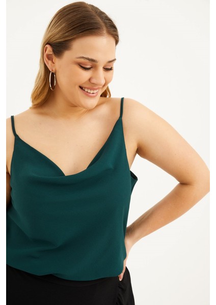 Degaje Yaka İp Askılı Bluz