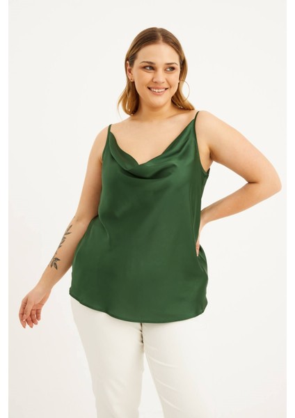 Saten Degaje Yaka İp Askılı Bluz fırsatları