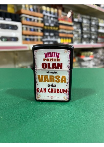 Hayatta Pozitif Olan Yazılı Benzinli Çakmak