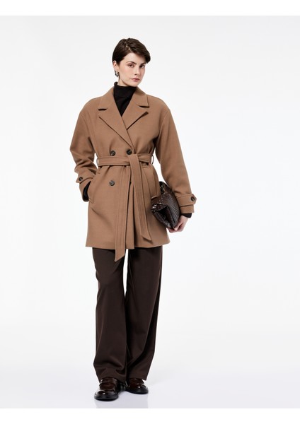 Uzun Kollu Cepli Düğmeli Kemerli Kruvaze Kaşe Kaban