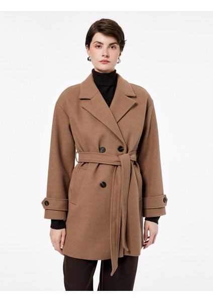 Uzun Kollu Cepli Düğmeli Kemerli Kruvaze Kaşe Kaban modelleri