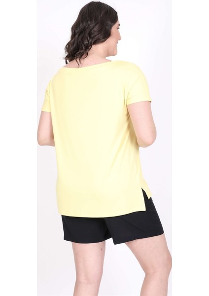 Karmen Yakalı Tişört modelleri