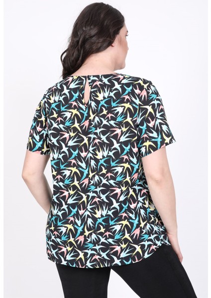 Yuvarlak Yakalı Tişört