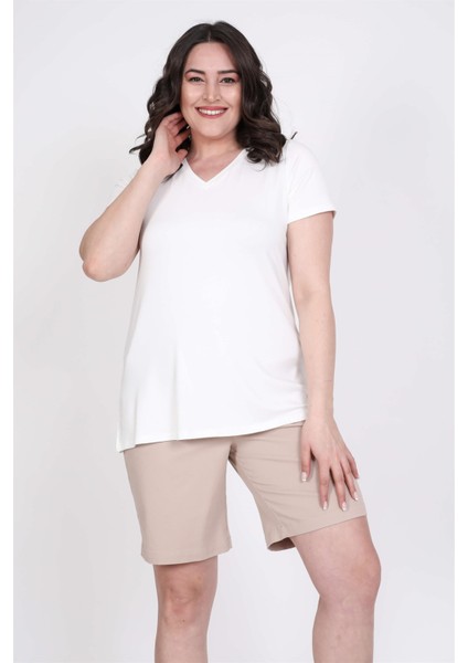 V Yakalı Tişört fırsatları