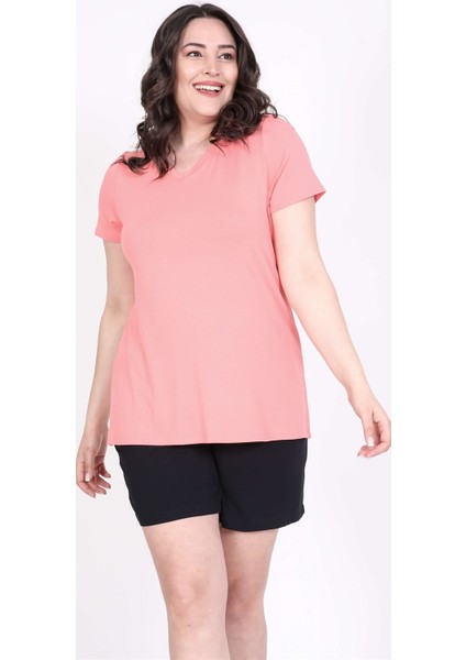 V Yakalı Tişört fiyatları