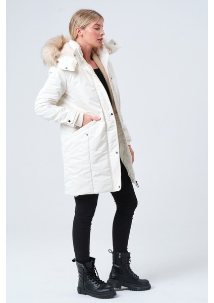 FEBIHA KADIN MONT Kadın Çıkabilir Kapüşonlu Kürk Astarlı Uzun Kaban