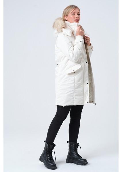 FEBIHA KADIN MONT Kadın Çıkabilir Kapüşonlu Kürk Astarlı Uzun Kaban