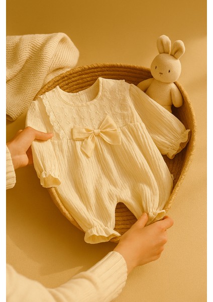 Kız Bebek Fiyonk Detaylı Bebe Tulum