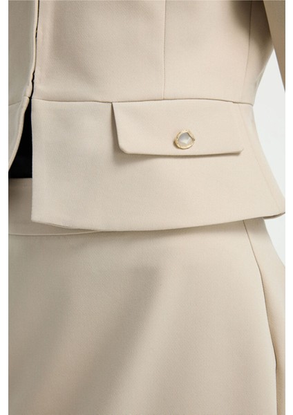 Cep Kapaklı Crop Ceket Bej 11944859001 fiyatları