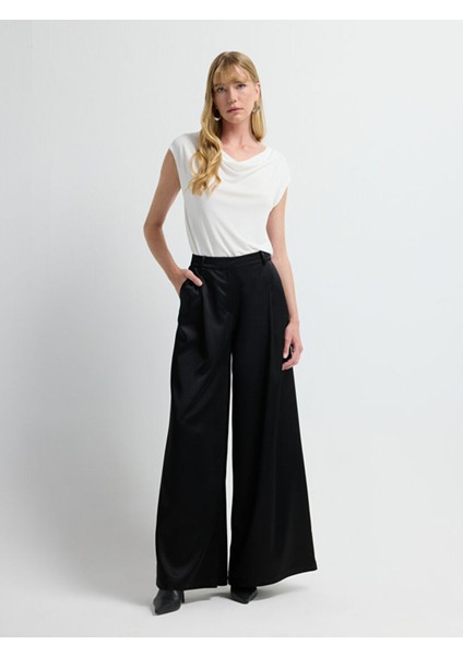 Pileli Geniş Paça Pantolon Siyah 15345743000 fiyatları