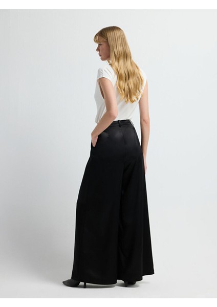 Pileli Geniş Paça Pantolon Siyah 15345743000
