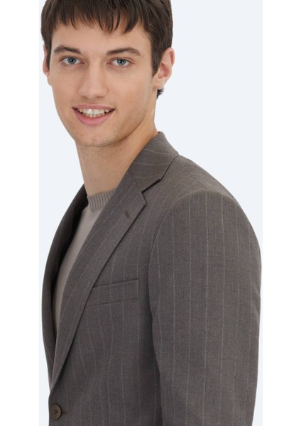 Kahverengi Çizgili Modern Fit Yün Karışımlı Takım Elbise fırsatları