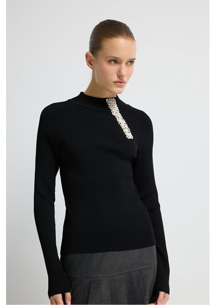 Yakası Detaylı Triko Kazak Siyah 13945643000