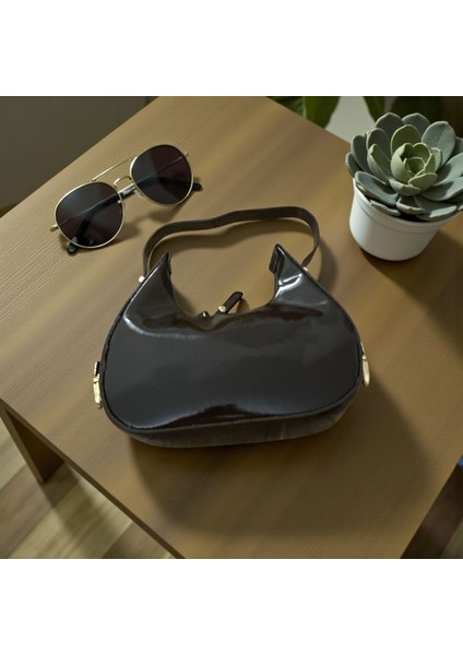 Özel Askı Detaylı Parlak Kadın El Omuz Çanta fiyatları