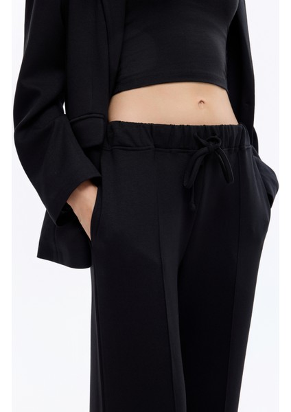 Dikiş Detaylı Yumuşak Dokulu Bol Paça Pantolon Siyah