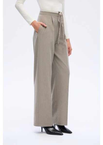 Çift Bel Detaylı Bağcıklı Bol Paça Pantolon Gri fırsatları