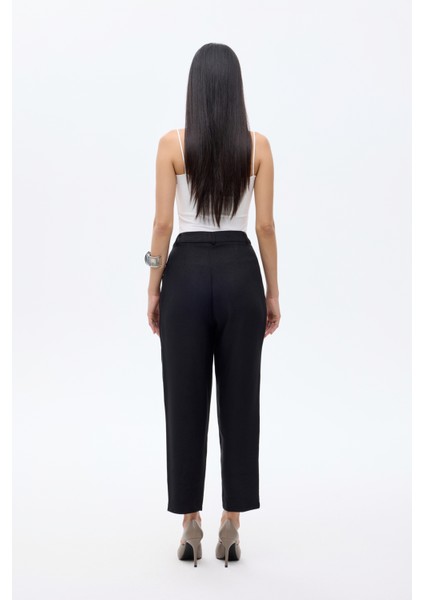 Yüksek Bel Pileli Havuç Pantolon Siyah