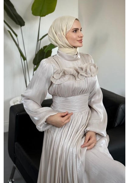 Maryam Altı ve Göğüs Kısmı Fırfırlı Janjan Abiye Taş modelleri