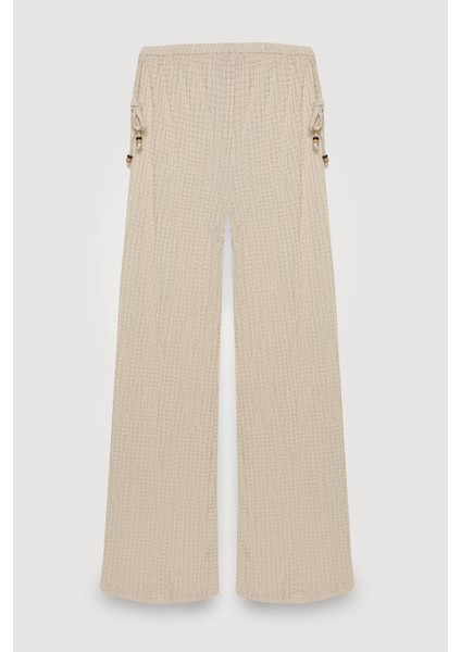 Yanları Boncuk Bağlamalı Gofre Pantolon Taş