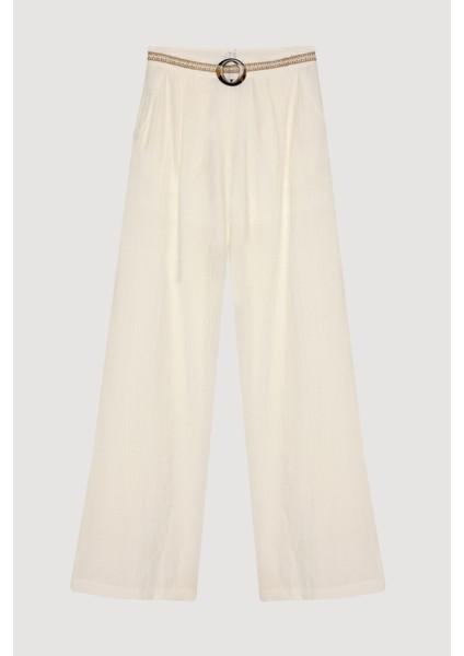 Toka Aksesuarlı Beli Nakışlı Bol Paça Pantolon Ekru