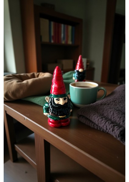 Dekoratif Seramik Yılbaşı El Yapımı Cüce Ev Ofis Bahçe Dekoru, Sevimli Biblo Süs Eşyası fırsatları