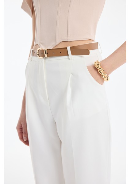 Kemer Aksesuarlı Pensli Pantolon Ekru