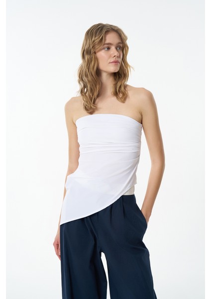 Straplez Asimetrik Bluz Beyaz