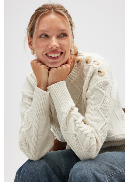 Daphne Saç Örgülü Omzu Düğmeli, Kadın Triko Kazak - Ekru fırsatları