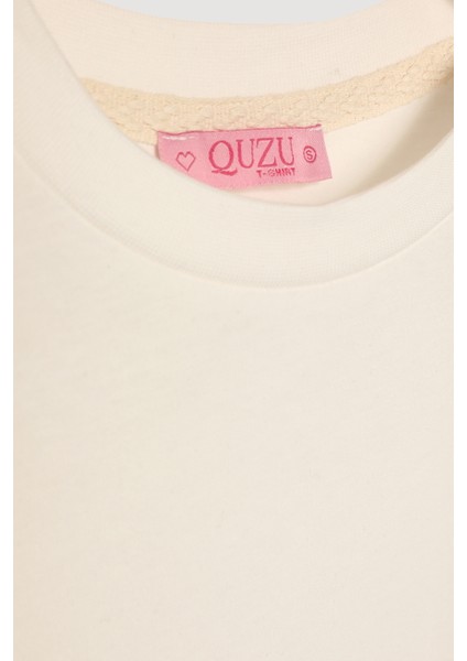 Püskül Cep Detaylı Tişört Ekru