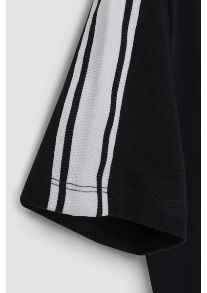 Paris Yazılı Omuzları Biyeli Crop Tişört Lacivert