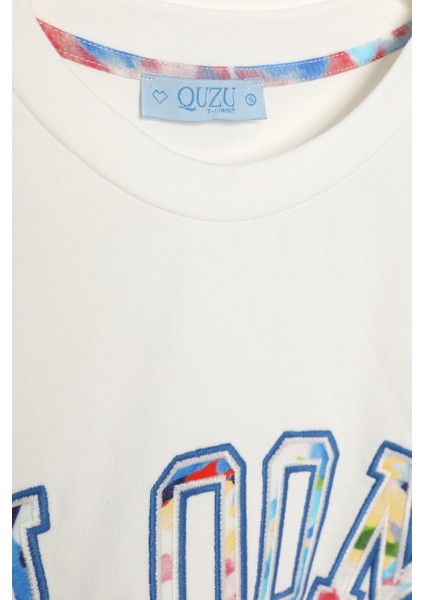 Nakış Yazılı Çiçek Desenli Crop Tişört Ekru indirimleri